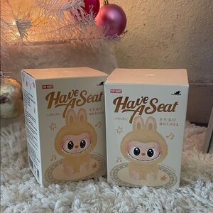 Pop Mart Labubu Collectible Figure 40for 2